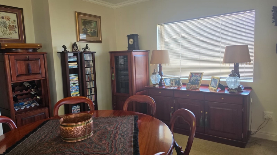 4 Bedroom Property for Sale in Stilbaai Wes Western Cape